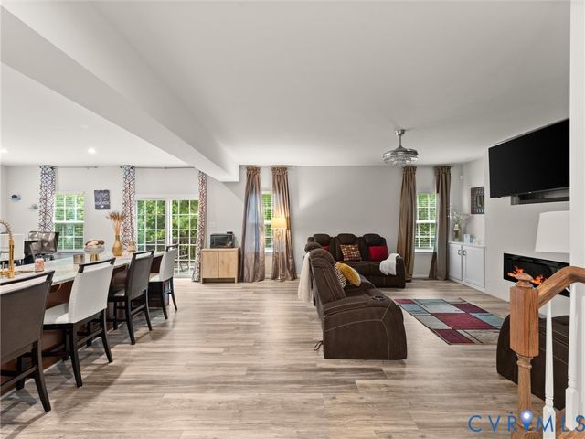 10206 Sandy Ridge Dr, Chesterfield, VA 23832