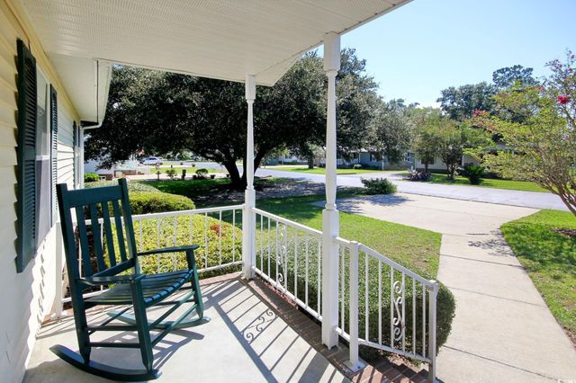 894 S Marlin Circle, Murrells Inlet, SC 29576
