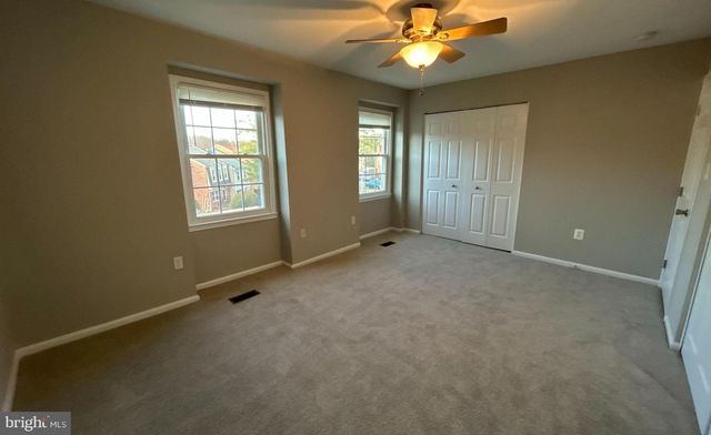 2058 MAYFLOWER DR, Woodbridge, VA 22192