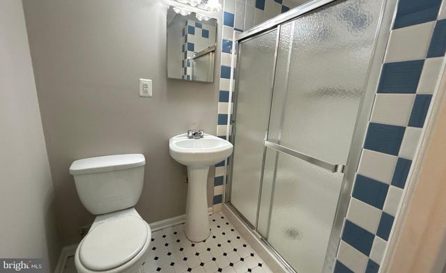 2058 MAYFLOWER DR, Woodbridge, VA 22192