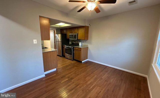 2058 MAYFLOWER DR, Woodbridge, VA 22192