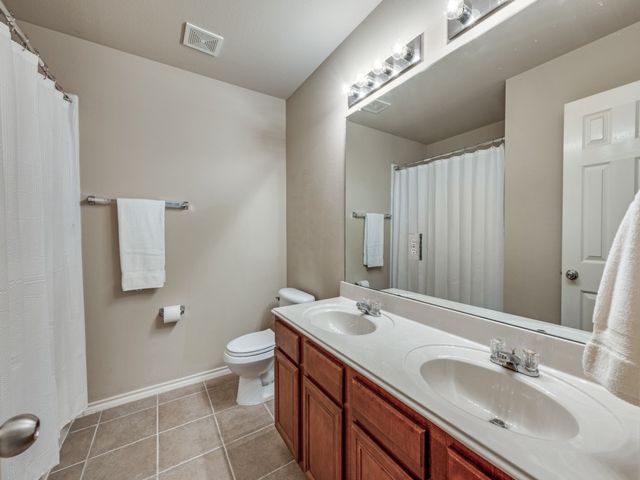 4705 Englishtown Drive, Arlington, TX 76016