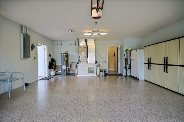 8783 SE 156 PLACE, Summerfield, FL 34491