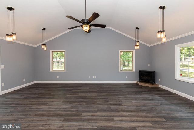 2421 HIGHLAND RD, Williamstown, NJ 08094