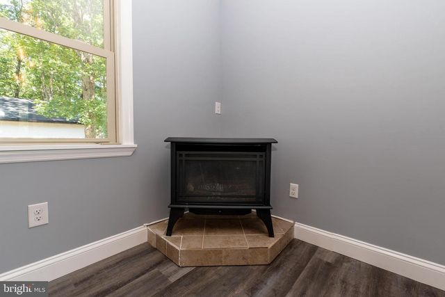 2421 HIGHLAND RD, Williamstown, NJ 08094