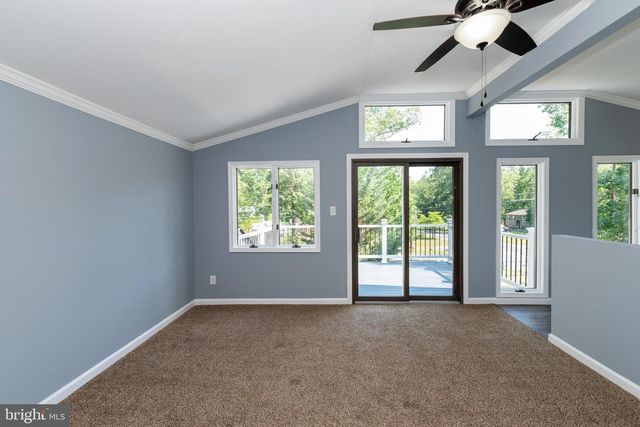 2421 HIGHLAND RD, Williamstown, NJ 08094