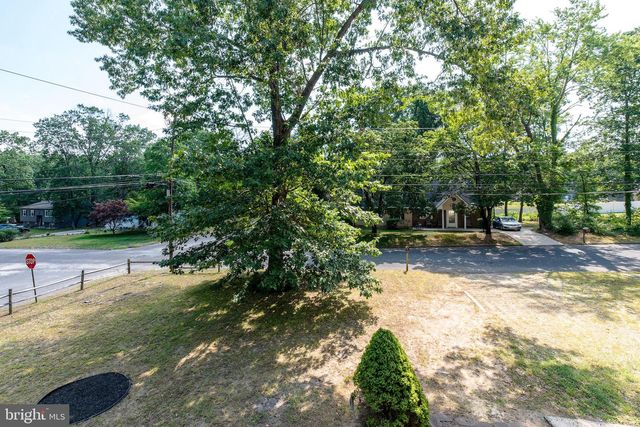 2421 HIGHLAND RD, Williamstown, NJ 08094