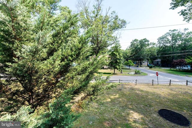 2421 HIGHLAND RD, Williamstown, NJ 08094