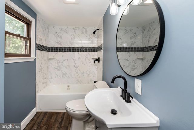 2421 HIGHLAND RD, Williamstown, NJ 08094