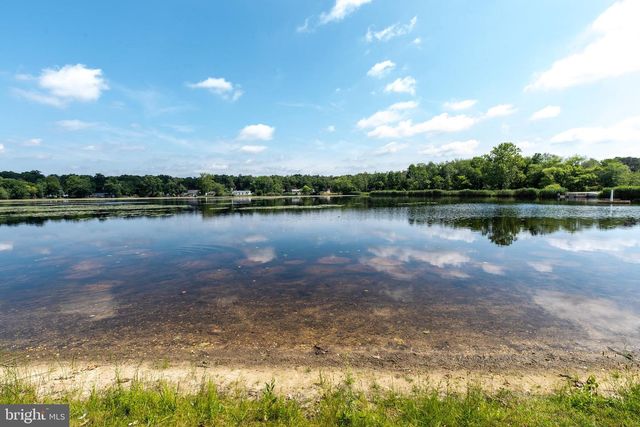 2421 HIGHLAND RD, Williamstown, NJ 08094