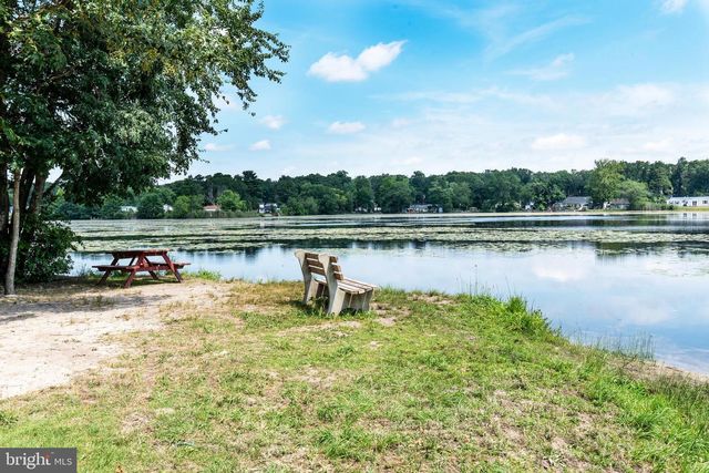 2421 HIGHLAND RD, Williamstown, NJ 08094