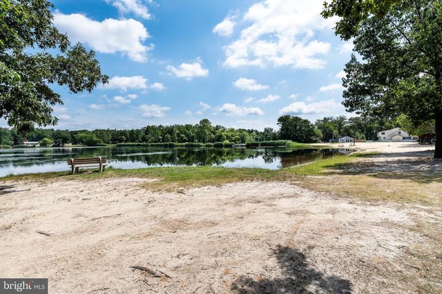 2421 HIGHLAND RD, Williamstown, NJ 08094