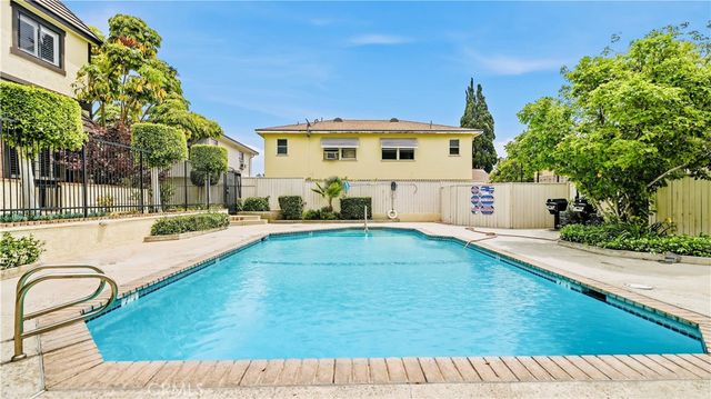 821 S 2nd G, Alhambra, CA 91801