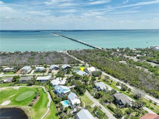 982 Sand Castle RD, Sanibel, FL 33957