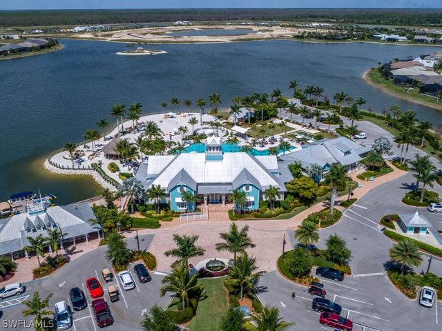 14591 Edgewater CIR, Naples, FL 34114