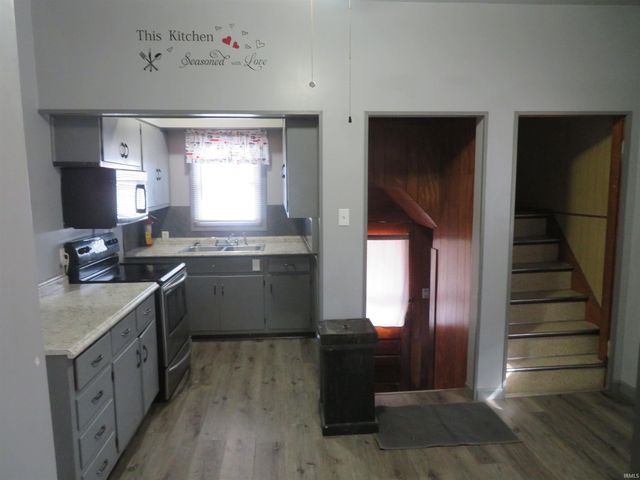 2201 W Delaware Street, Evansville, IN 47712