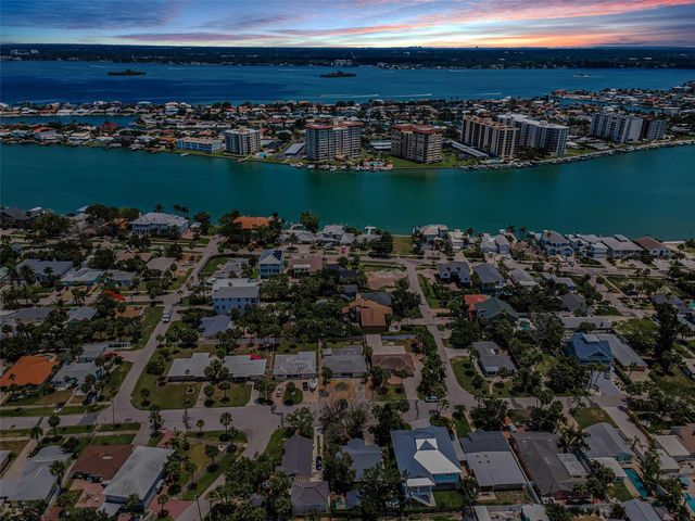 720 BRUCE AVENUE, Clearwater Beach, FL 33767