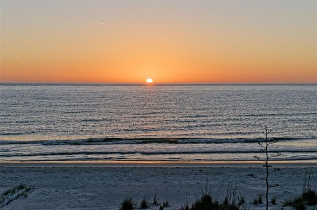 720 BRUCE AVENUE, Clearwater Beach, FL 33767