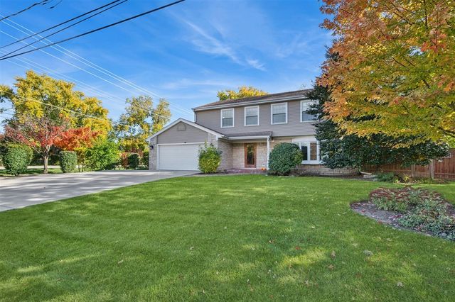 2005 Greenview Road, Northbrook, IL 60062