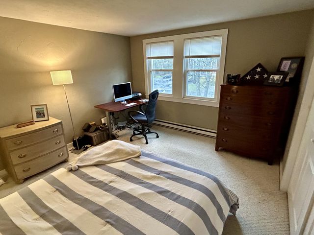 300 Falmouth Road APT 6B, Mashpee, MA 02649