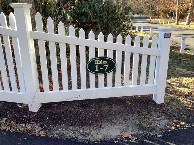 300 Falmouth Road APT 6B, Mashpee, MA 02649