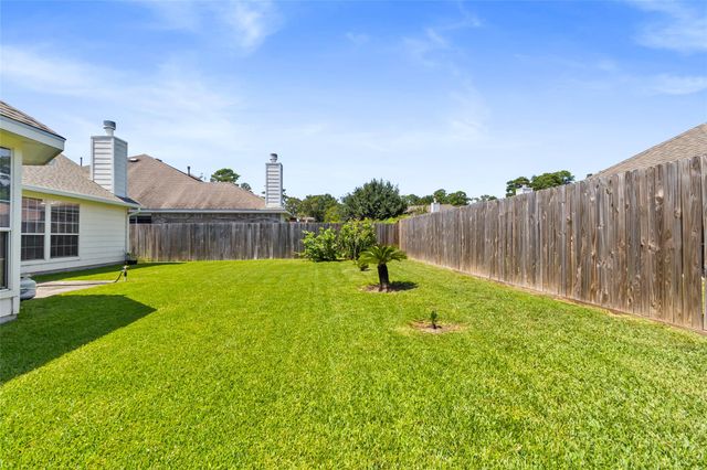 427 Pinewood Ridge Drive, Spring, TX 77386