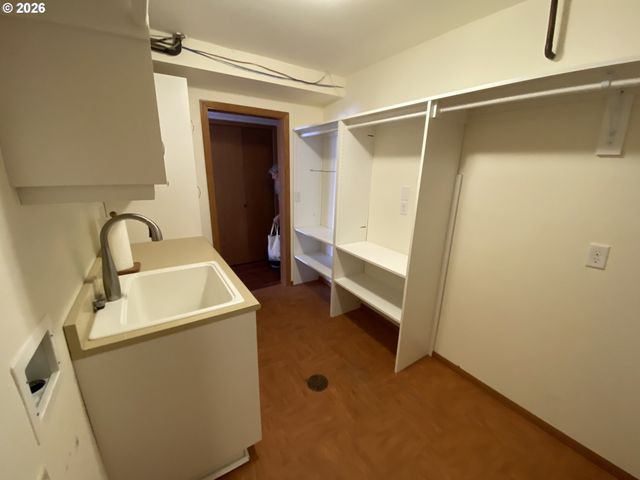 4115 Sw IOWA St, Portland, OR 97221