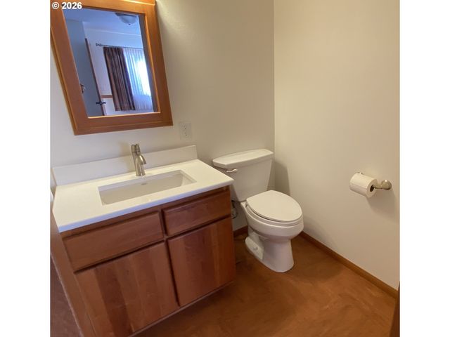 4115 Sw IOWA St, Portland, OR 97221