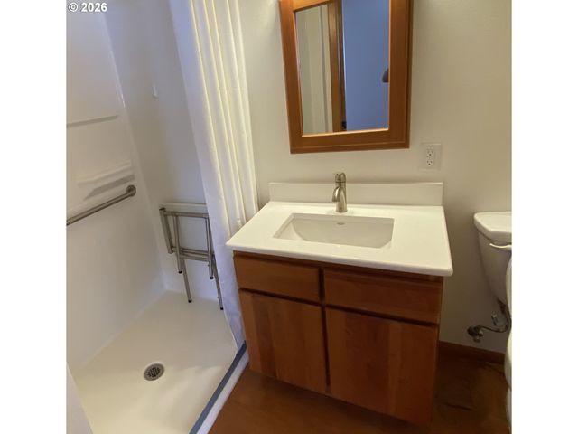 4115 Sw IOWA St, Portland, OR 97221