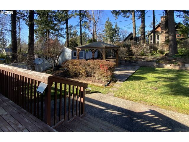 4115 Sw IOWA St, Portland, OR 97221