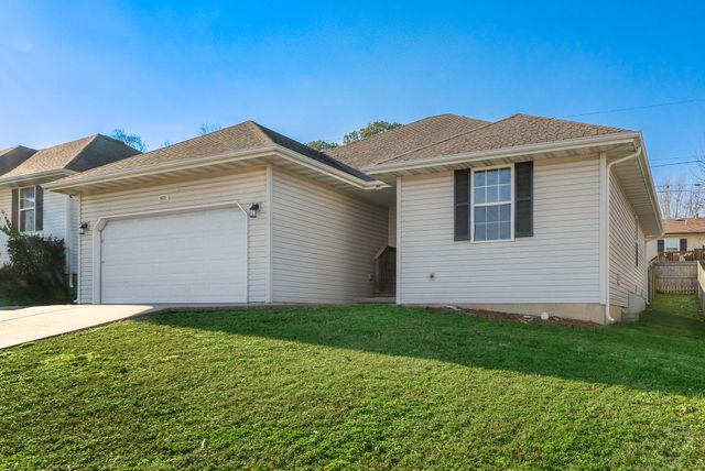 3635 S Juniper Avenue, Springfield, MO 65804