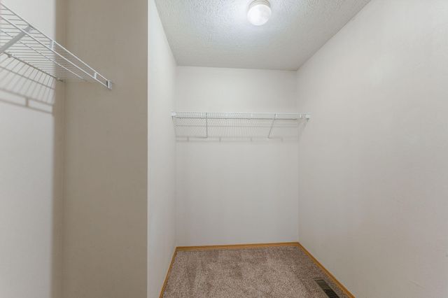 3635 S Juniper Avenue, Springfield, MO 65804