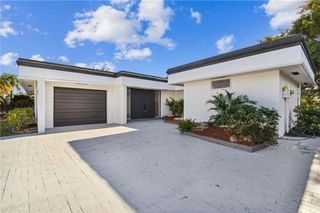 5704 S Travelers Palm, Tamarac, FL 33319