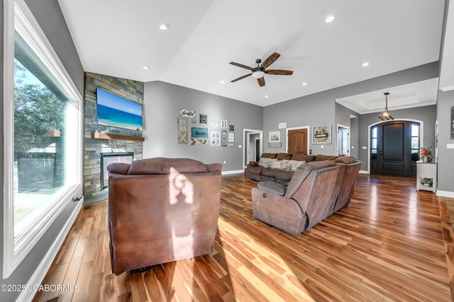 61754 HIGHWAY F, California, MO 65018