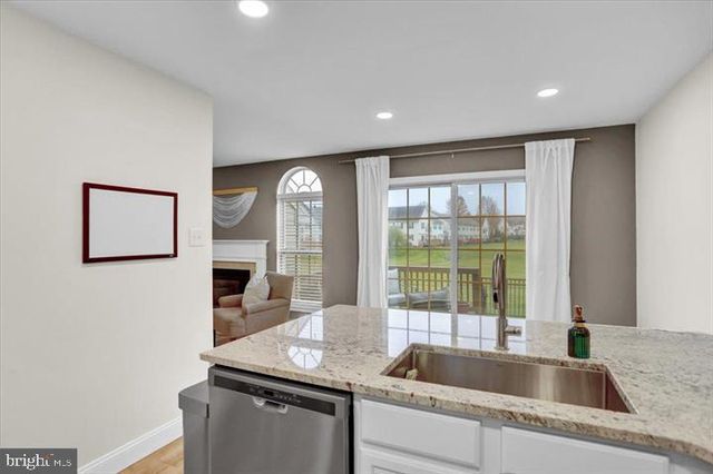 2305 CARRIAGE LN, Royersford, PA 19468