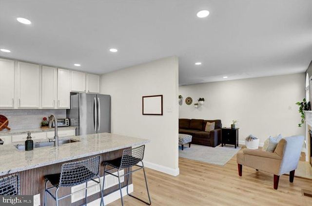 2305 CARRIAGE LN, Royersford, PA 19468
