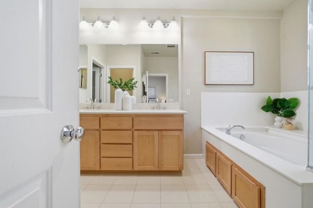 2210 Mendocino Lane, San Jose, CA 95124