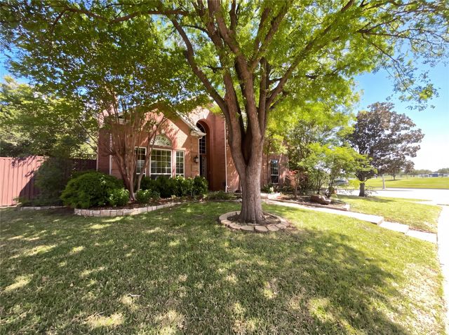 2400 Creekview Drive, Plano, TX 75093