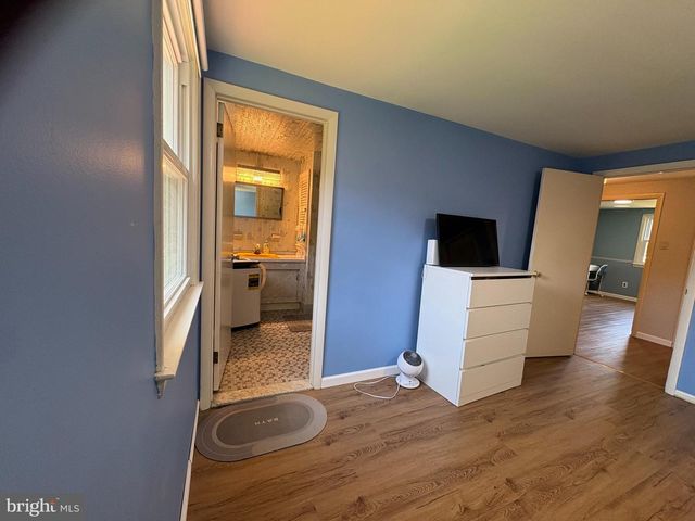 416 EMERSON RD, Huntingdon Valley, PA 19006