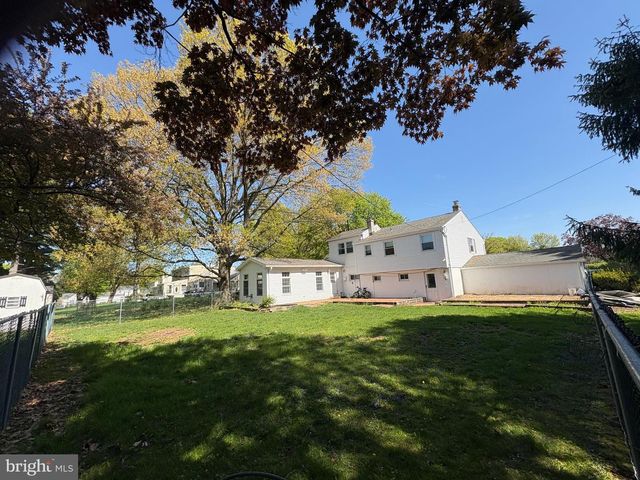 416 EMERSON RD, Huntingdon Valley, PA 19006