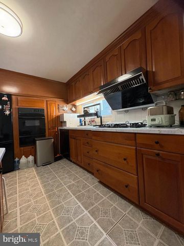 416 EMERSON RD, Huntingdon Valley, PA 19006
