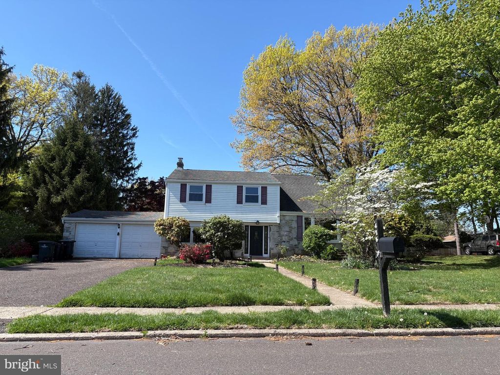 416 EMERSON RD, Huntingdon Valley, PA 19006