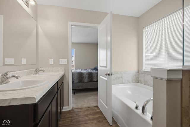 4073 Denali Drive, Indianapolis, IN 46235