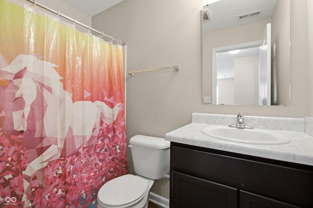 4073 Denali Drive, Indianapolis, IN 46235