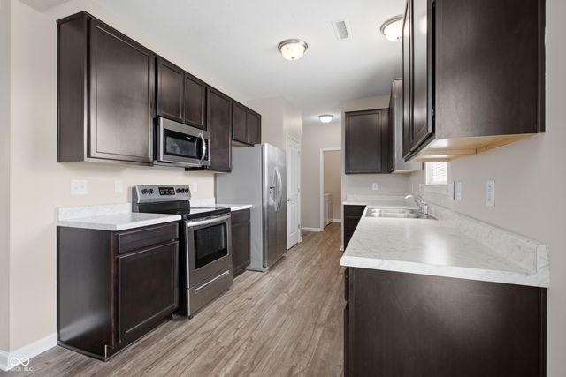 4073 Denali Drive, Indianapolis, IN 46235