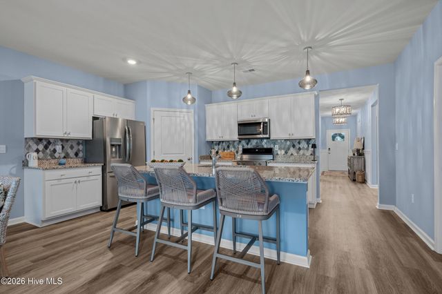 1229 Woodhouse Drive NW, Ash, NC 28420