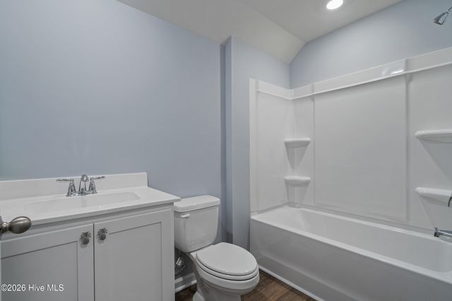 1229 Woodhouse Drive NW, Ash, NC 28420