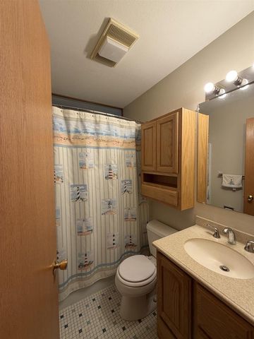 2513 Sara Road, Madison, WI 53711