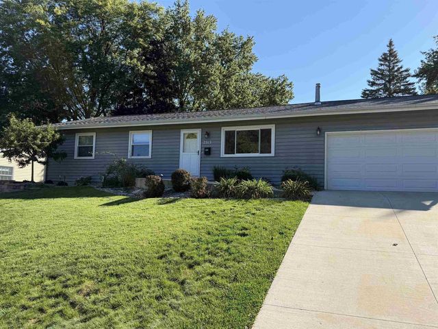 2513 Sara Road, Madison, WI 53711