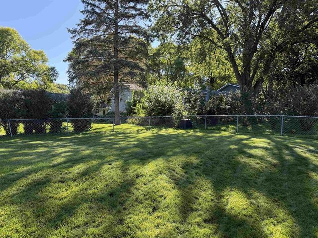 2513 Sara Road, Madison, WI 53711